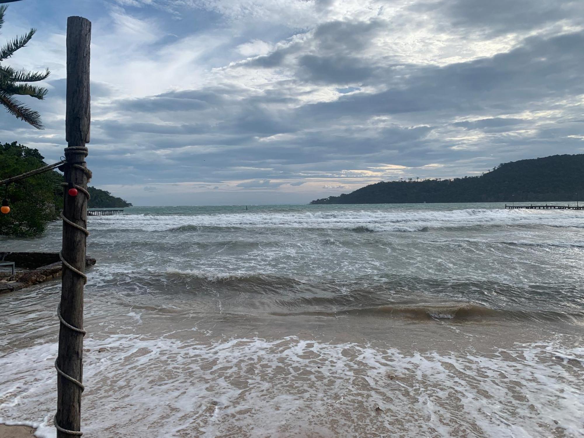 Resort Easy Tiger - M'pai Bay Beach, Koh Rong Sanloem
